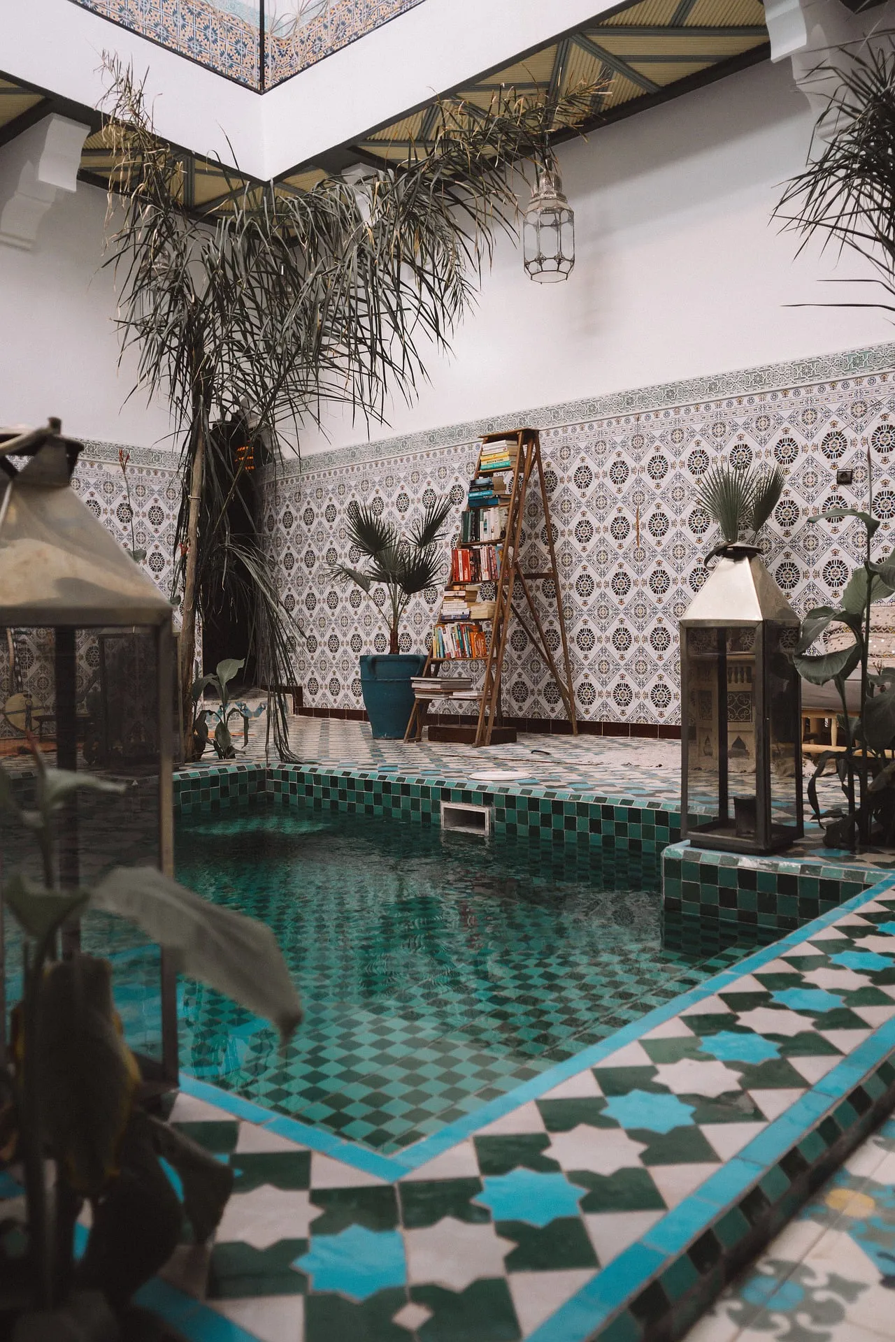 Traviquevelvethouse